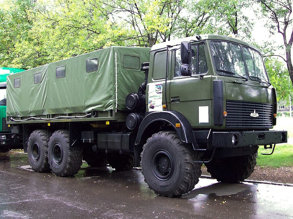 MAZ6317_Belarusian_Truck_(A).jpg