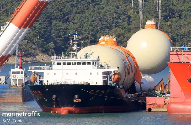 BO RUN XIAN FENG (MarineTraffic photo 2035303)