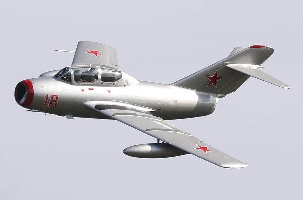 Mikoyan-Gurevich_MiG-15(A).jpg