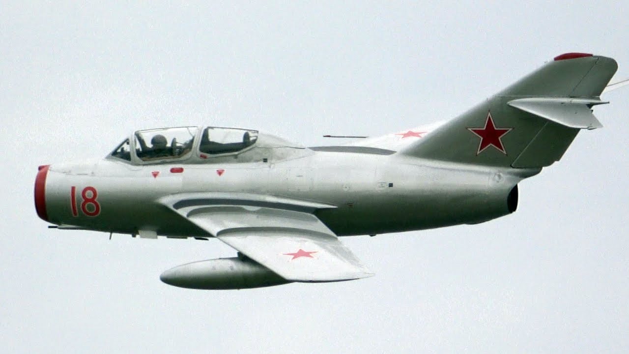 Mikoyan-Gurevich_MiG-15(B).jpg