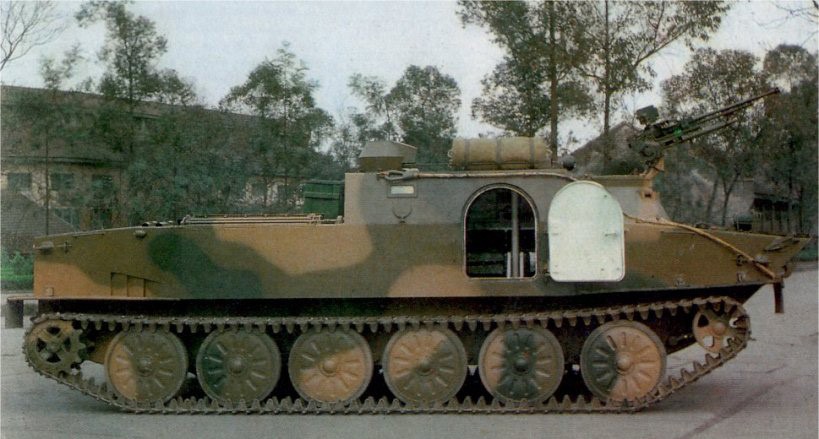 Type_77_APC_(BB).jpg