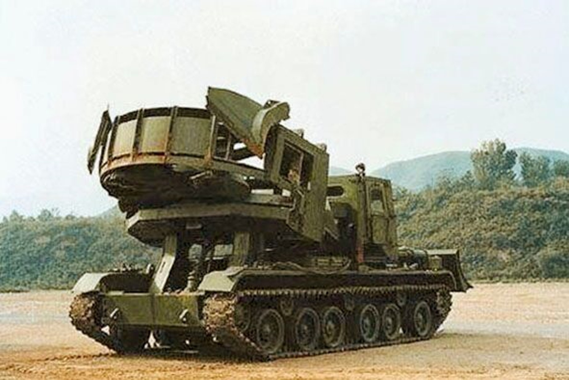 Type_GJW320_tracked_(DD).jpg