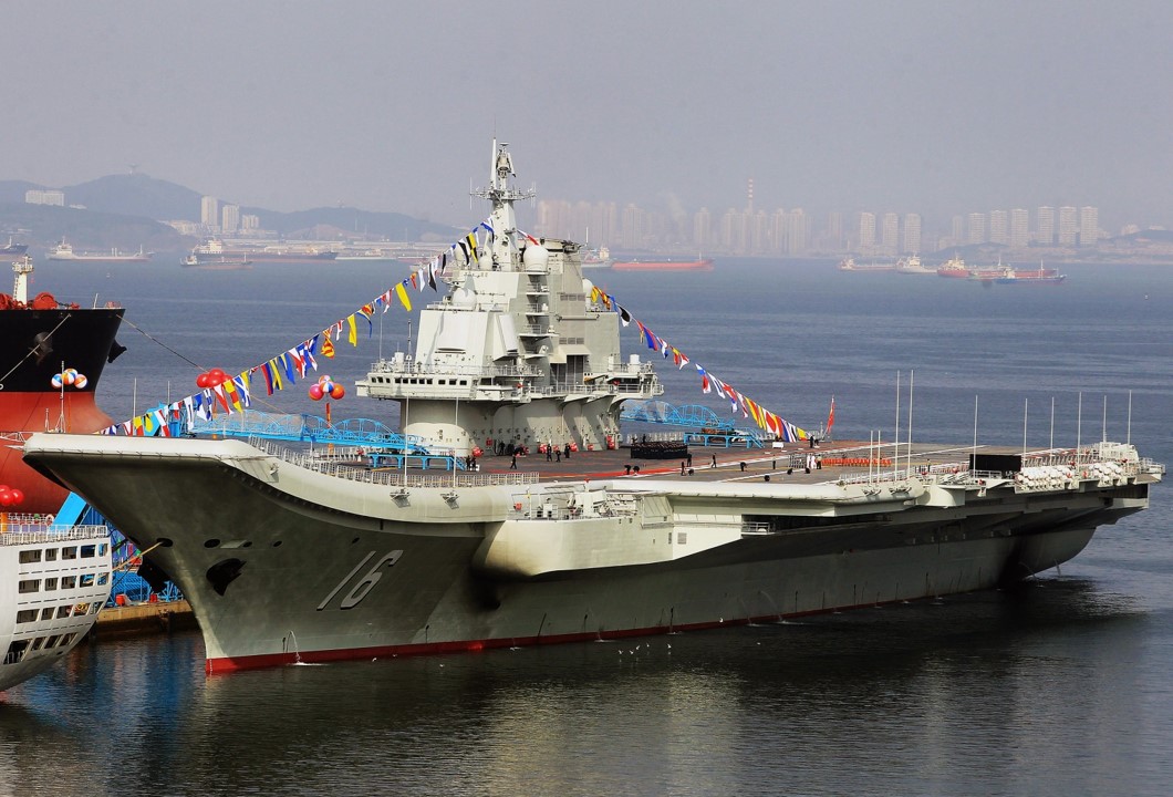 Liaoning_(Type_001)_(C).jpg