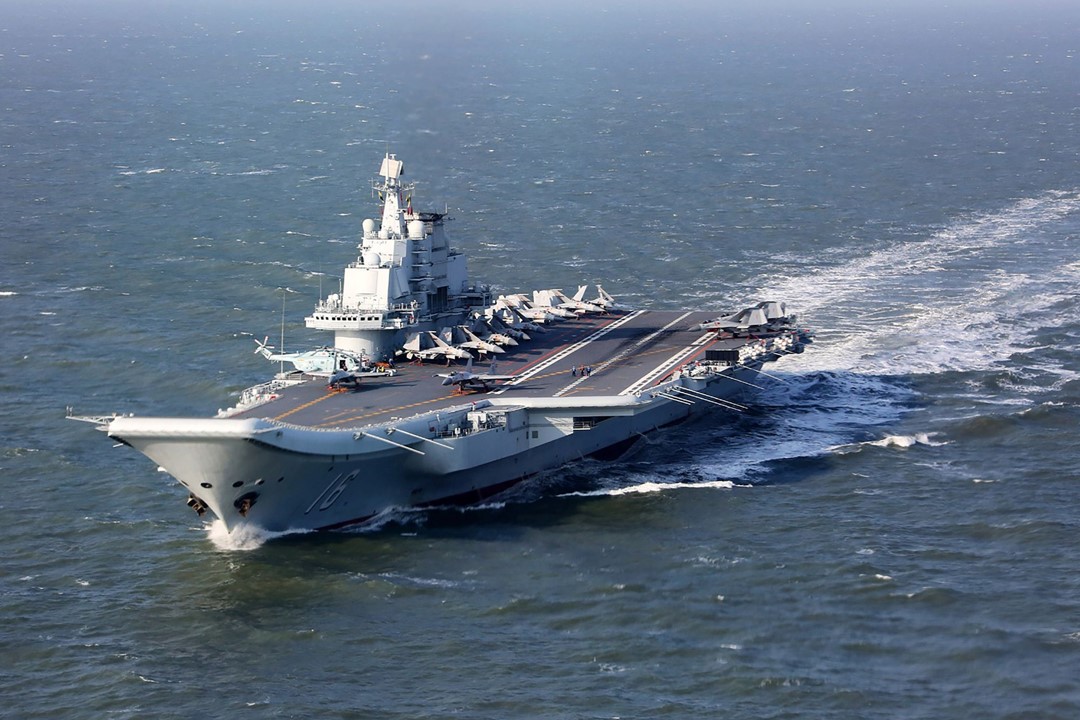 Liaoning_(Type_001)_(A).jpg