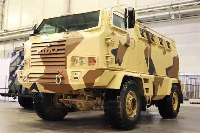 Hulk_Ukrainian_4x4_(B).jpg