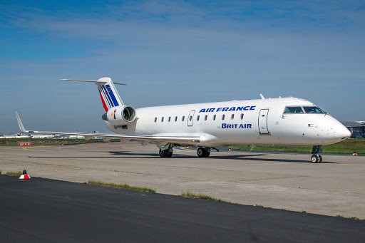 CRJ100Canada(Z).jpg