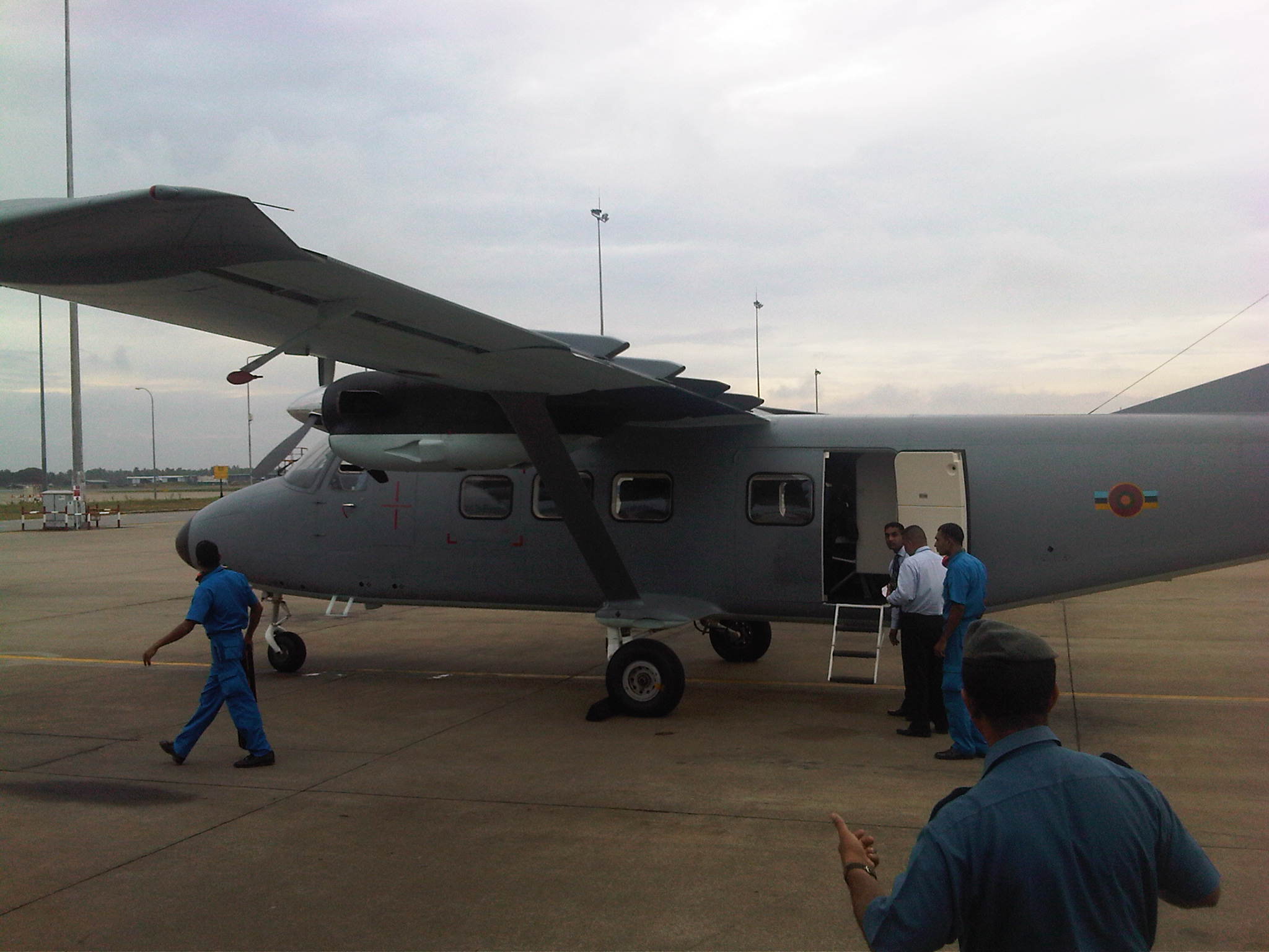 Y-12G_Plane(B).jpg