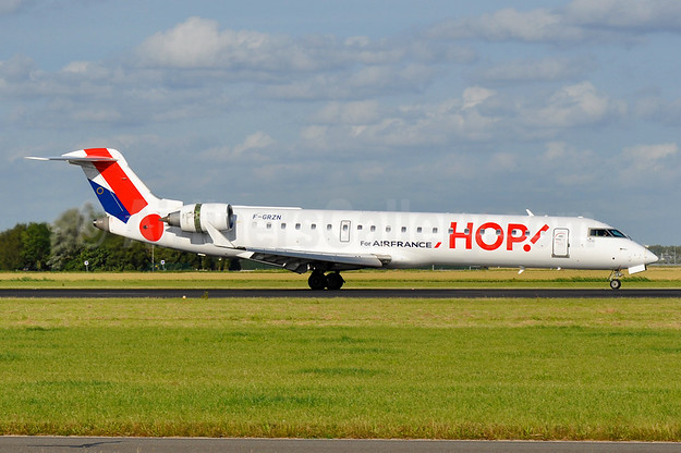 CRJ700(C).jpg