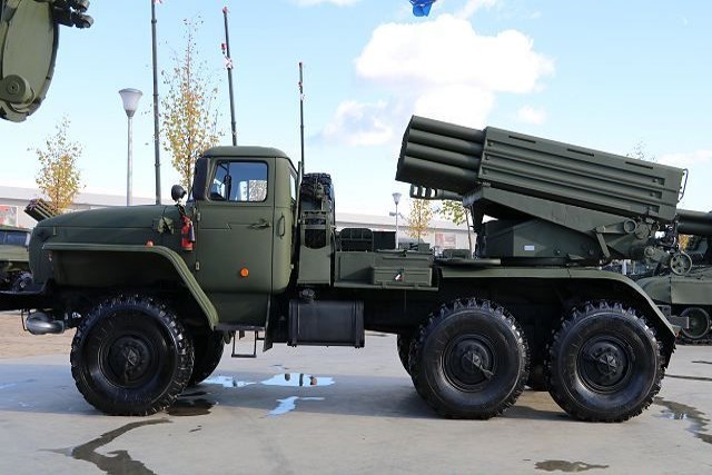 BM-21_Grad_(BB).jpg