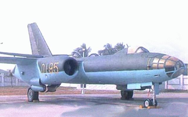 H-5_Bomber_(B).jpg