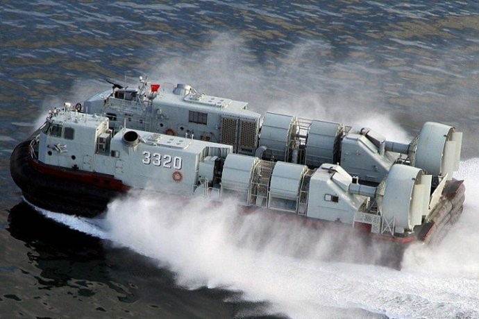Type_726_LCAC(CC).jpg