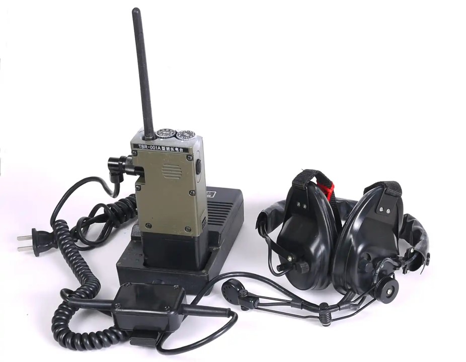 TBR001A_Radio_(A).jpg