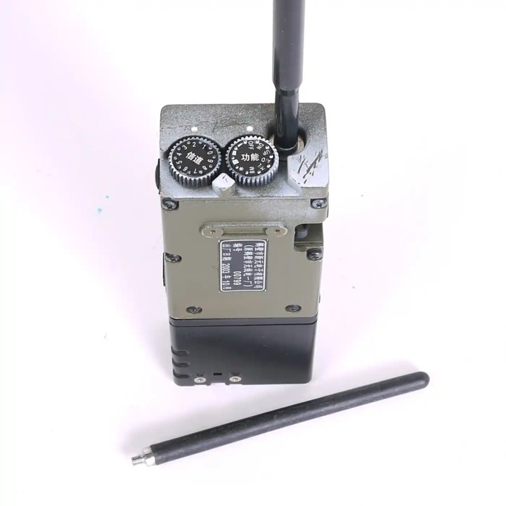 TBR001A_Radio_(B).jpg