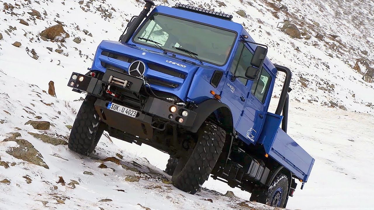 Unimog_4023_(CC).jpg