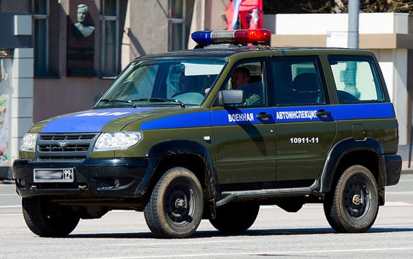 UAZ_Patriot_Russian_4x4_(AA).jpg