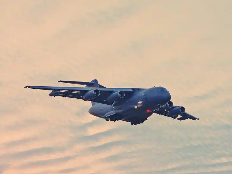 Y-20U_Chinese_Aerial_Refueling_Tanker_(B).jpg