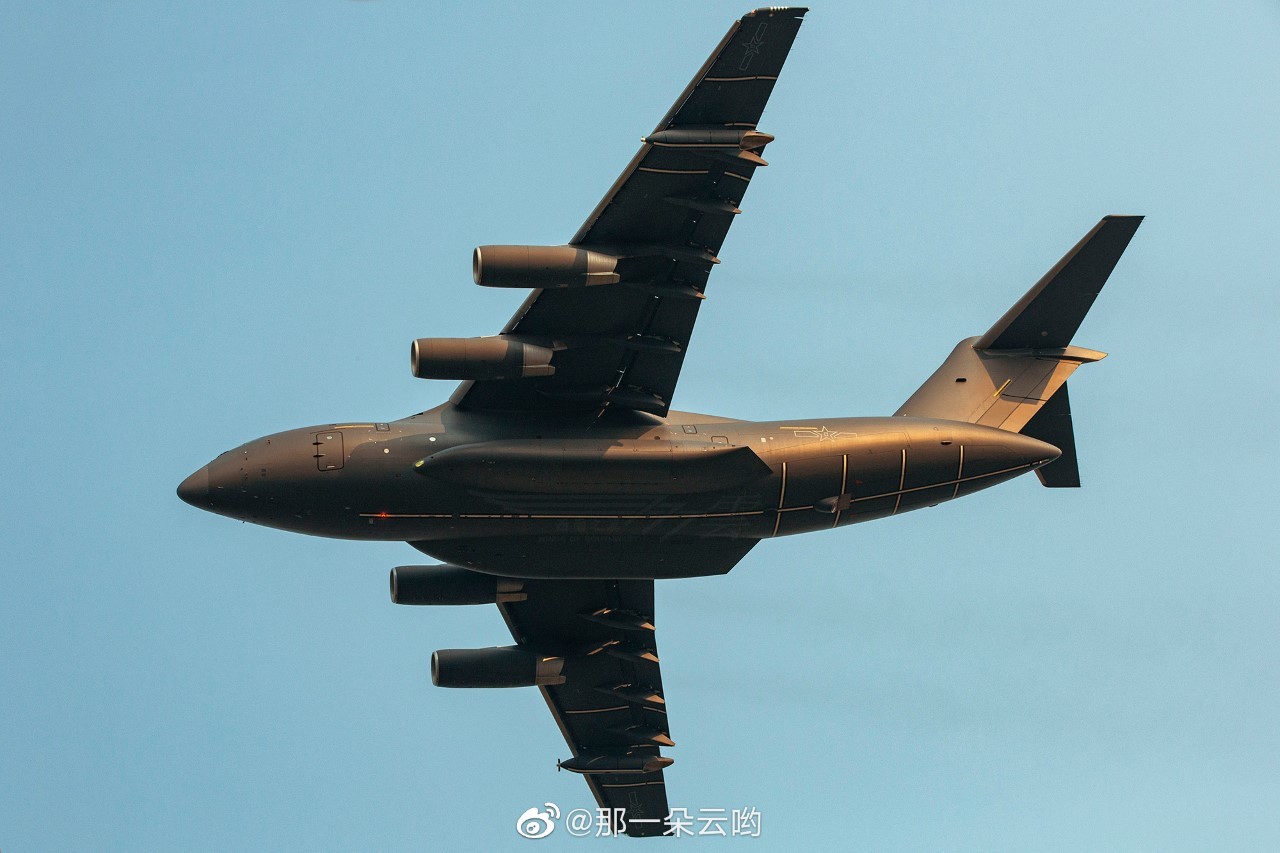 Y-20U_Chinese_Aerial_Refueling_Tanker_(C).jpg