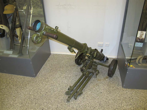 82MM_RECOILESS_RIFLE_TYPE_65(B).jpg