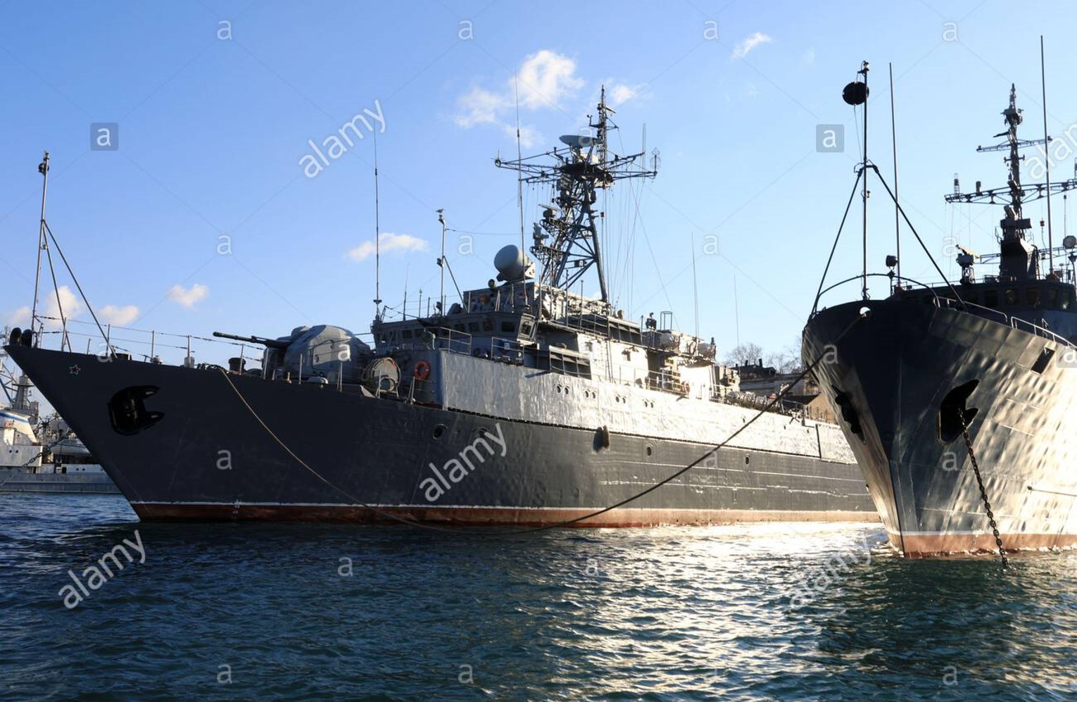 Gorya-class_minesweeper_(AA).jpg